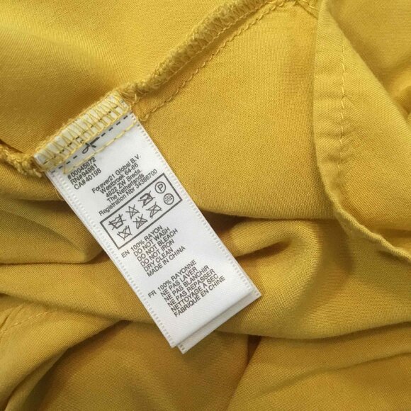 Yellow top Casual and Loose Fitted, Small defect - Picture 4 of 9